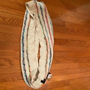 NWT STEVE MADDEN INFINITY SCARVE